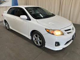 2011 Toyota COROLLA