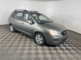 2009 Kia Rondo