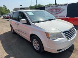 2009 Chrysler Town & Country