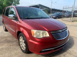 2011 Chrysler Town & Country