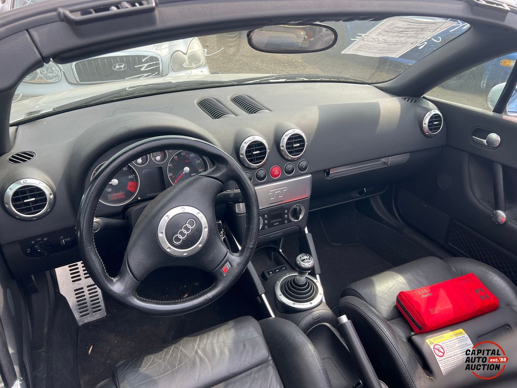 2001 Audi TT 9