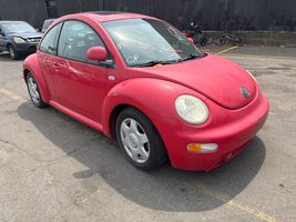 2000 VOLKSWAGEN New Beetle