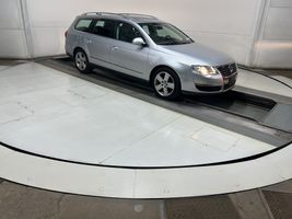2009 VOLKSWAGEN Passat
