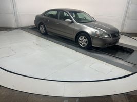 2005 NISSAN Altima