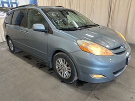 2009 Toyota Sienna