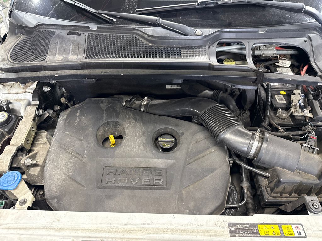 2014 Land Rover Range Rover Evoque 9
