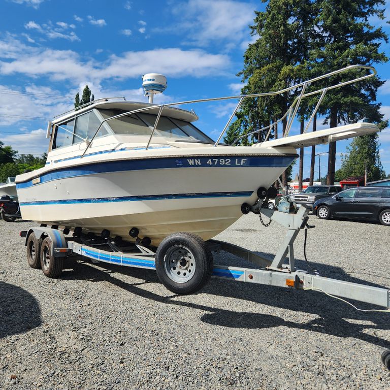 1988 bayliner Trophy 1