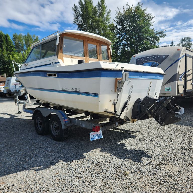 1988 bayliner Trophy 3