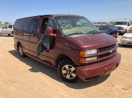2002 Chevrolet G1500 Vans