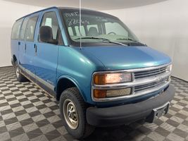 1998 Chevrolet G2500 Vans