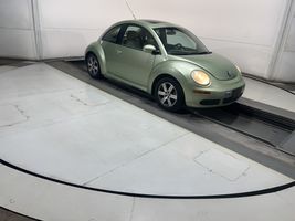 2006 VOLKSWAGEN New Beetle
