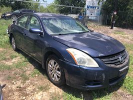 2011 NISSAN Altima