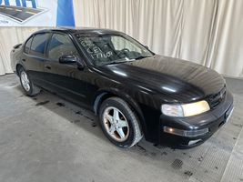 1999 NISSAN MAXIMA