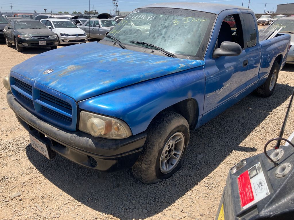 1999 Dodge Dakota 1