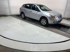 2010 NISSAN Rogue