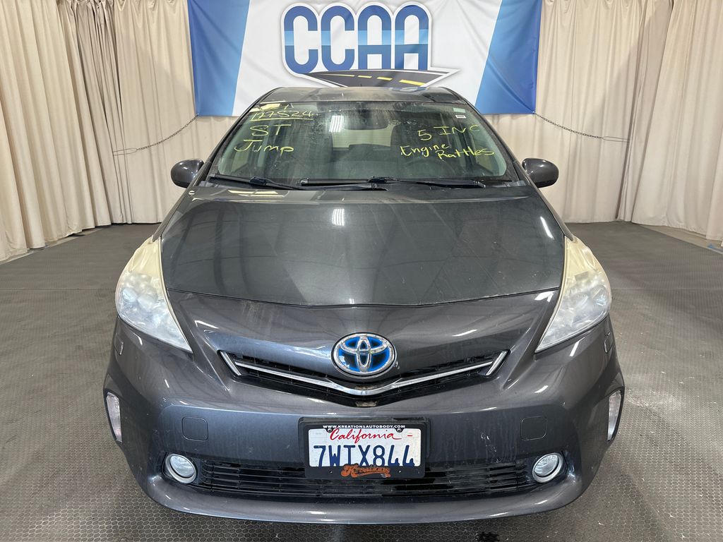 2012 Toyota Prius V 5