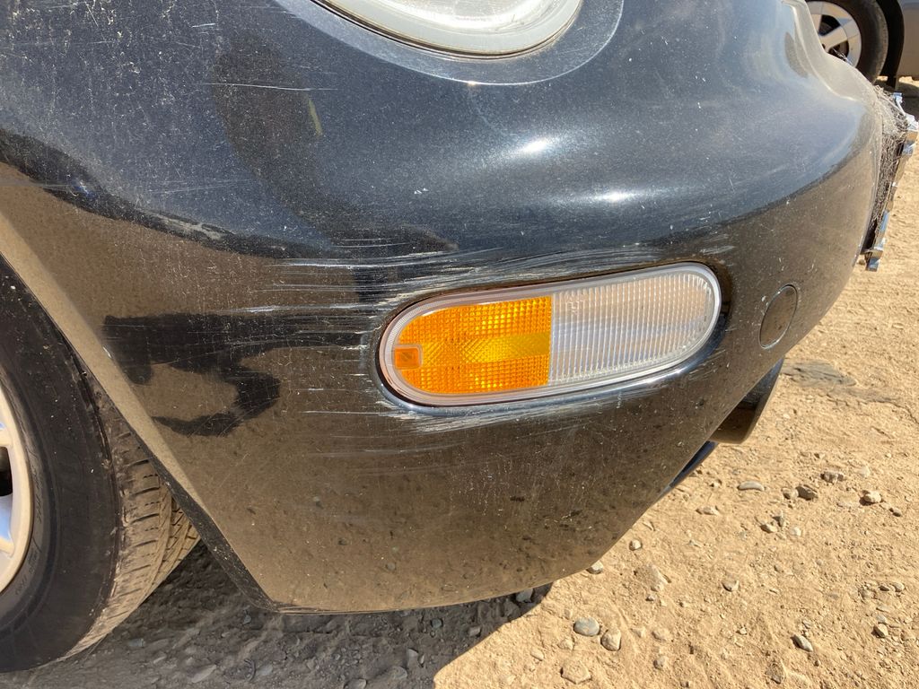 2004 VOLKSWAGEN New Beetle 14