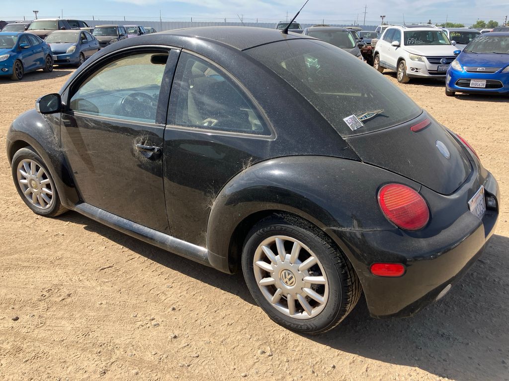 2004 VOLKSWAGEN New Beetle 2