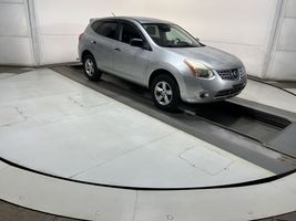 2010 NISSAN Rogue