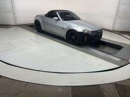 2006 NISSAN 350Z