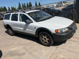 2004 Volvo XC70
