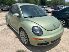 2008 VOLKSWAGEN New Beetle