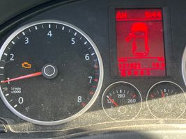 2009 VOLKSWAGEN Tiguan