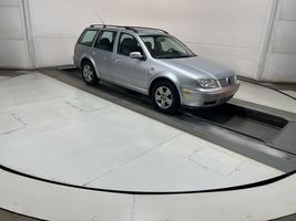 2003 VOLKSWAGEN JETTA