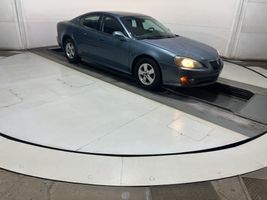 2006 Pontiac GRAND-PRIX