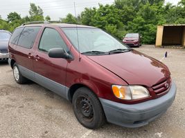2003 Toyota Sienna