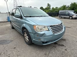 2009 Chrysler Town & Country