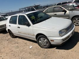 1997 VOLKSWAGEN Golf