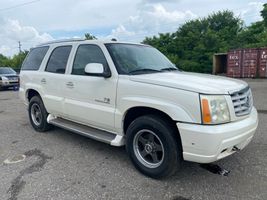 2005 Cadillac Escalade