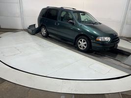 2001 NISSAN Quest