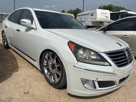 2013 Hyundai Equus