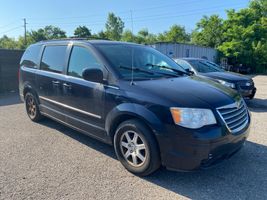 2010 Chrysler Town & Country