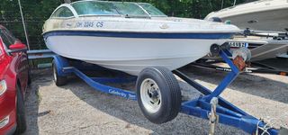 2000 Celebrity 18FT OPEN BOW I/O