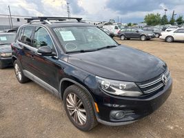 2012 VOLKSWAGEN Tiguan