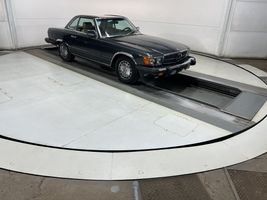 1986 Mercedes-Benz 560 SERIES