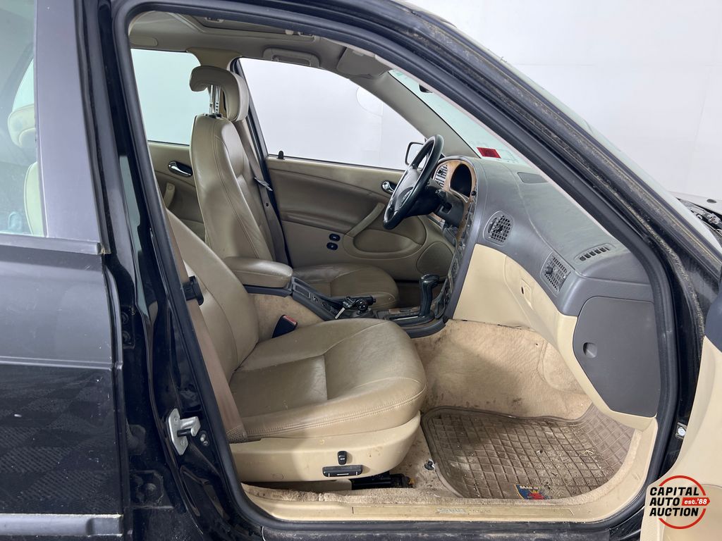 2002 Saab 9-5 7
