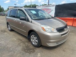 2004 Toyota Sienna