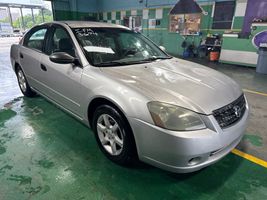 2005 NISSAN Altima