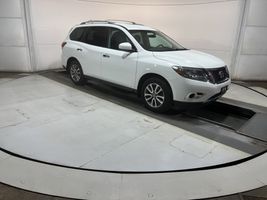 2015 NISSAN Pathfinder