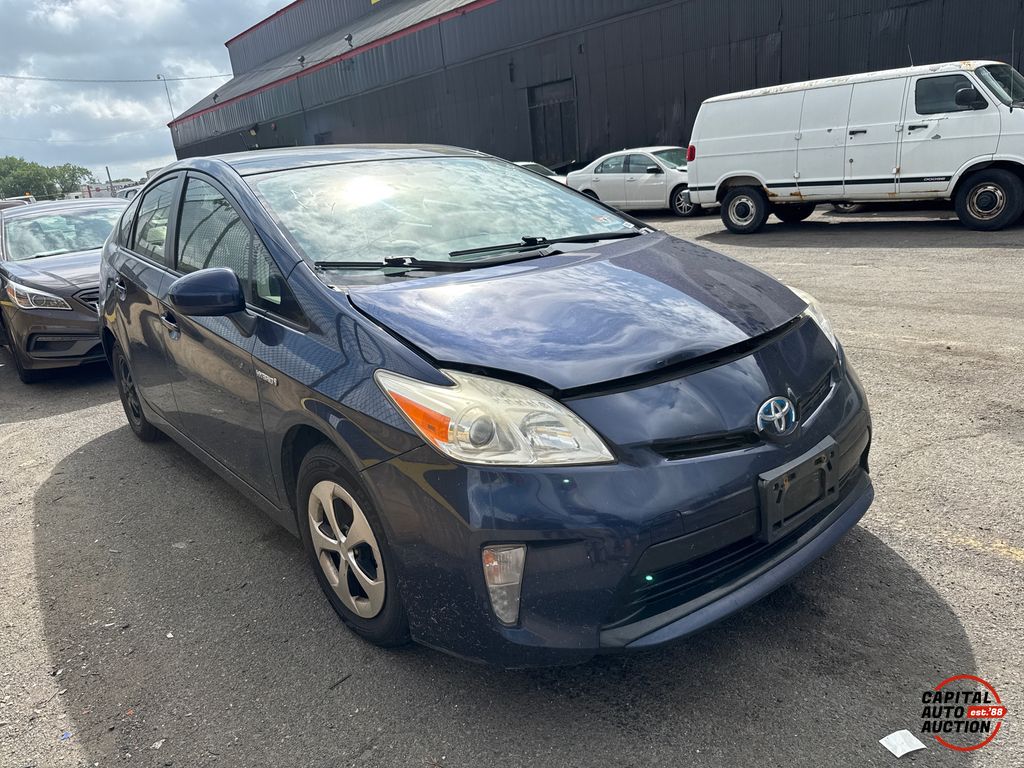 2015 Toyota Prius 0