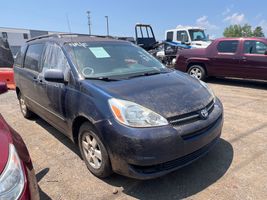 2004 Toyota Sienna