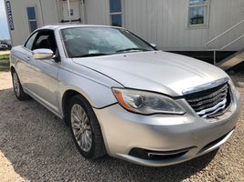 2011 Chrysler 200