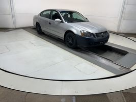 2005 NISSAN Altima