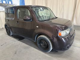 2011 NISSAN cube