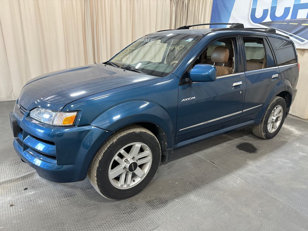 2002 Isuzu AXIOM 1