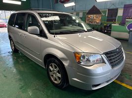 2010 Chrysler Town & Country